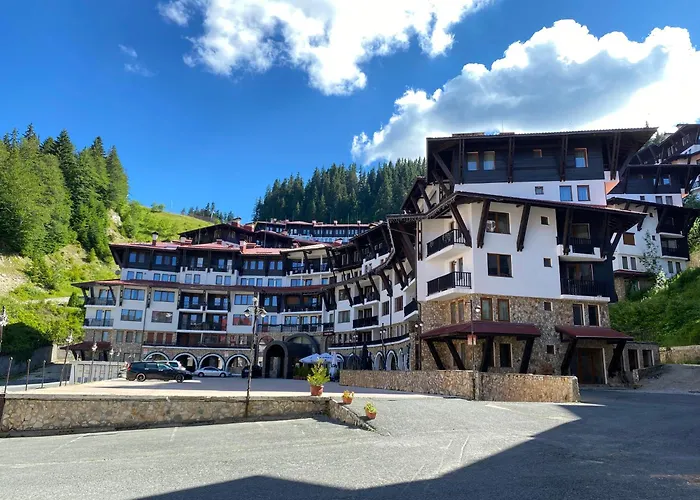 Grandview Grand Monastery Apartment